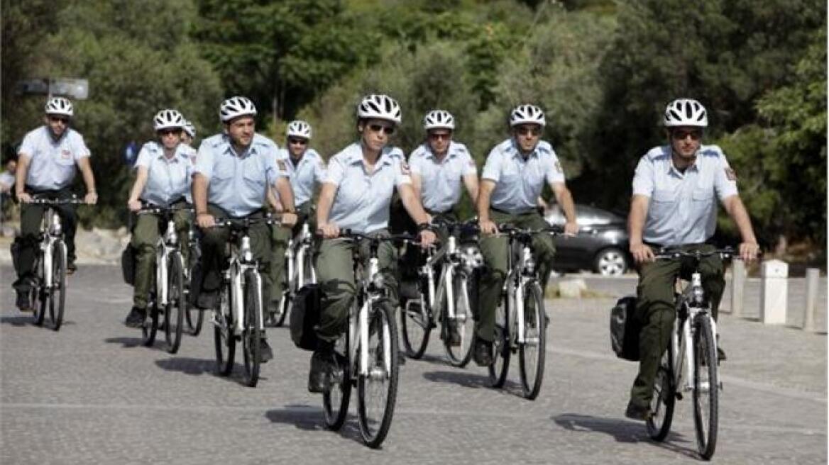 Αστυνομικοί με ποδήλατα και στην Ελλάδα 