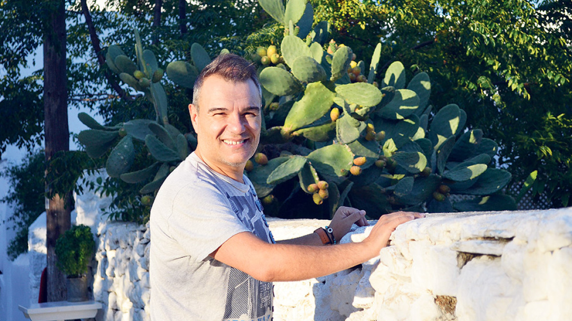 Ανδρέας Μπονάτσος: Κάνει μόδα τη Φολέγανδρο