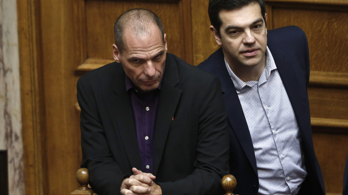 Βαρουφάκης: O Τσίπρας φοβήθηκε την Τρόικα για το σχέδιο Β που ήταν έτοιμο από 11 Μαΐου!