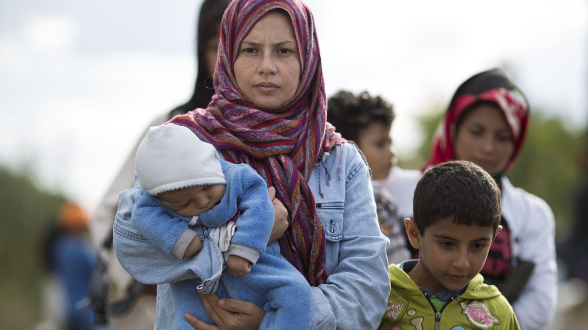 Refugee crisis: EC puts forth its suggestions on tackling the problems