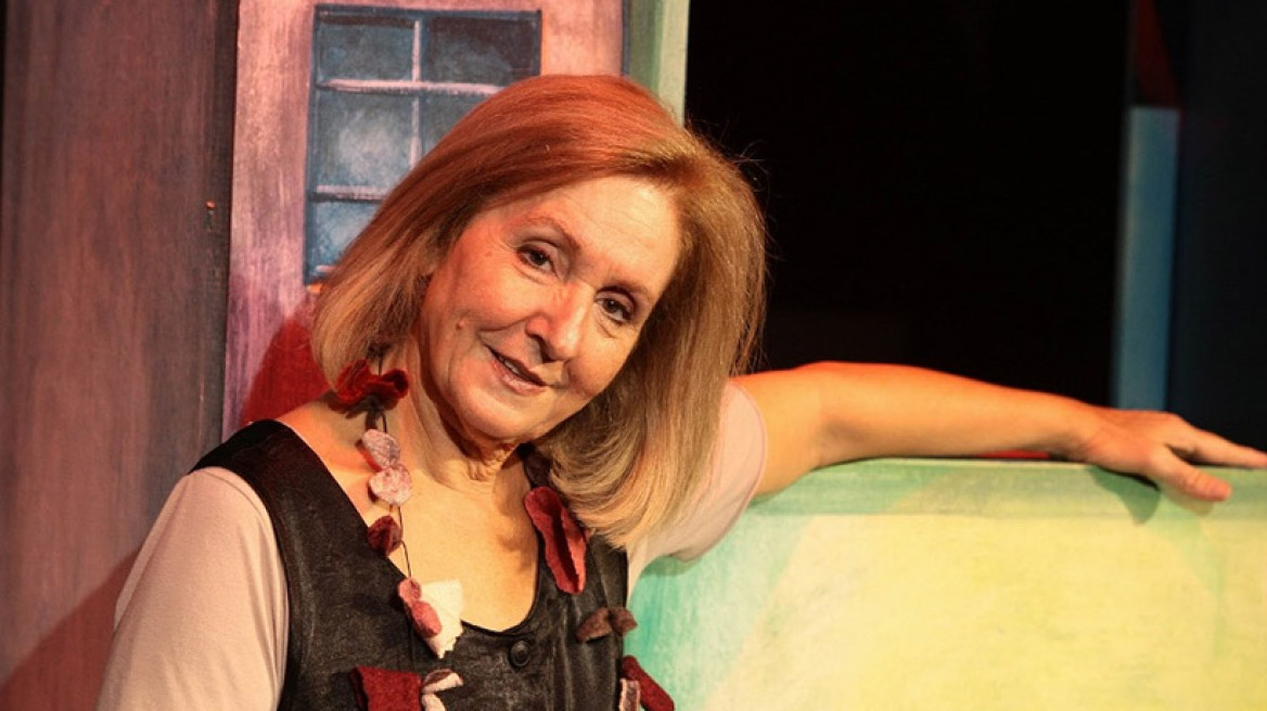 Κάρμεν Ρουγγέρη: Απαραίτητα τα παραμύθια και όταν αρχίζει το σχολείο