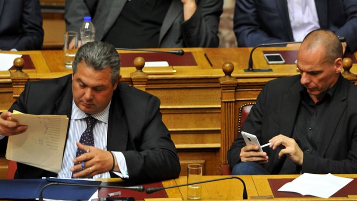 Kammenos: Varoufakis was working for US hedge funds when he was FinMin!