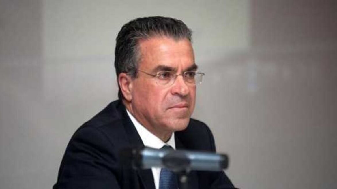 Αποζημίωση 60.000 ευρώ θα καταβάλει ο Ντινόπουλος στη Δούρου