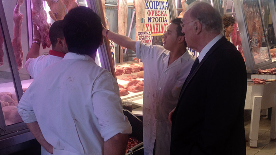 Επίσκεψη Λεβέντη στη Βαρβάκειο αγορά