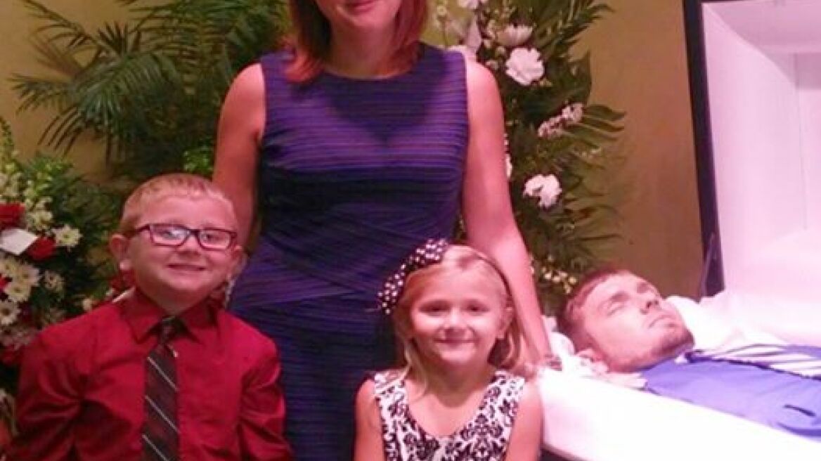 Mother takes shocking viral ‘family’ photo with dead husband