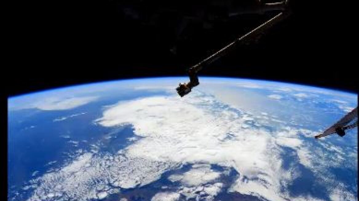 Μοναδικό βίντεο: Δείτε μια πλήρη περιστροφή της Γης σε μόλις 39 δευτερόλεπτα