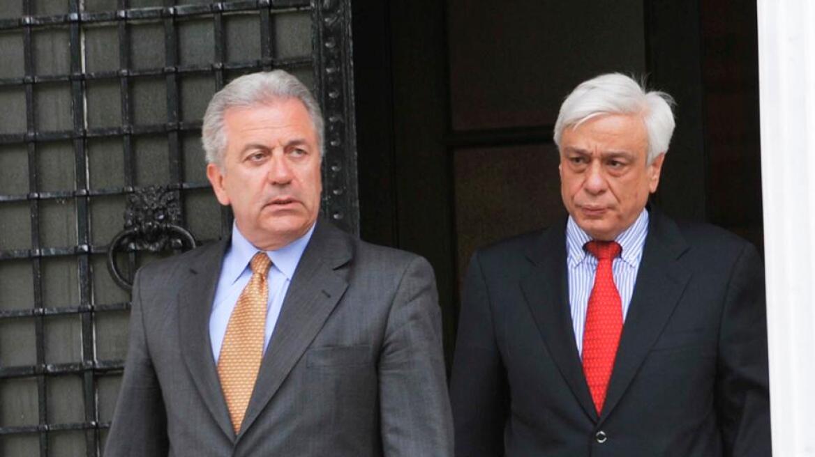 Τετ-α-τετ  Παυλόπουλου - Αβραμόπουλου αύριο 