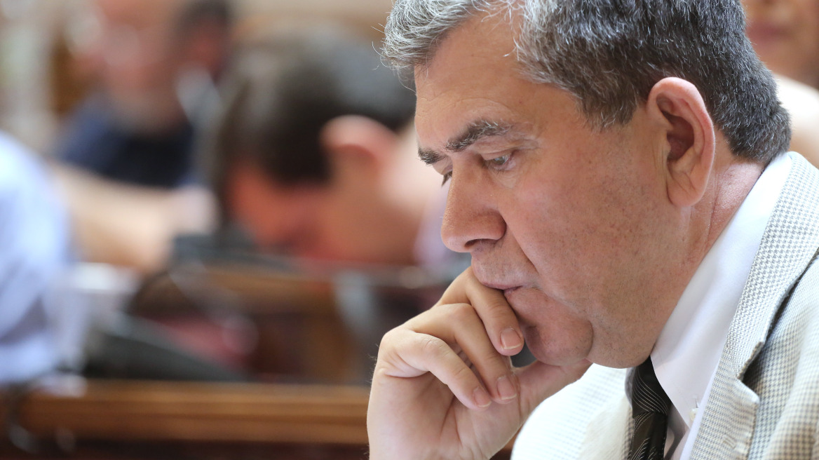 Μητρόπουλος: Μετά τις εκλογές, στον... Καιάδα ευπαθείς ομάδες και ΑμΕΑ!