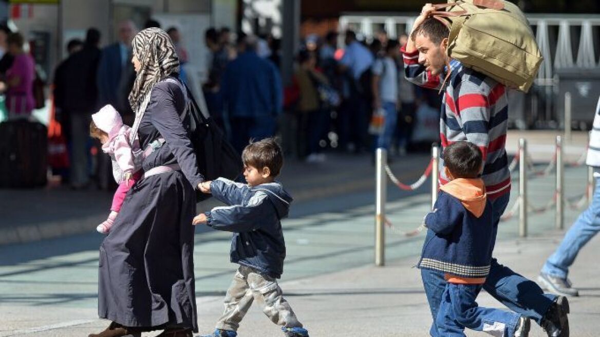 Αδιέξοδο στην Ευρώπη για τους πρόσφυγες, αγωνία στην Ελλάδα