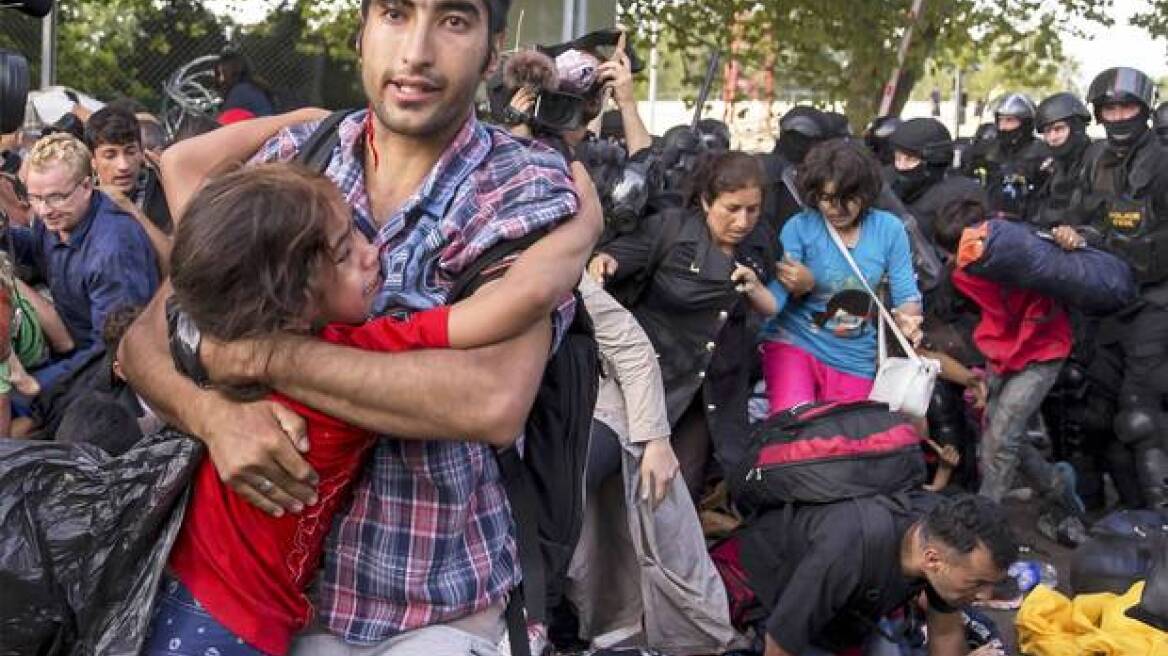 Watch Live: Refugee clashes at Hungarian border, tensions boil as MEPs vote! (Pics)