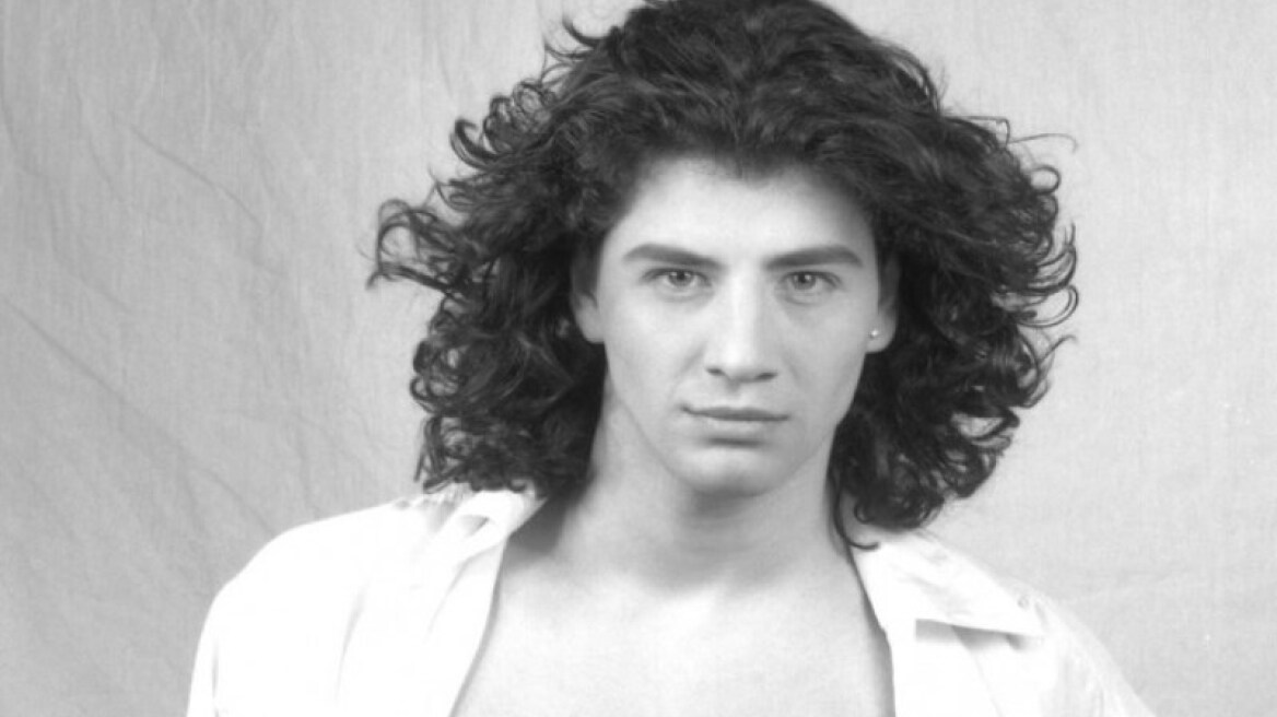 Βίντεο: Δείτε τον Σάκη Ρουβά στην πρώτη του εμφάνιση!