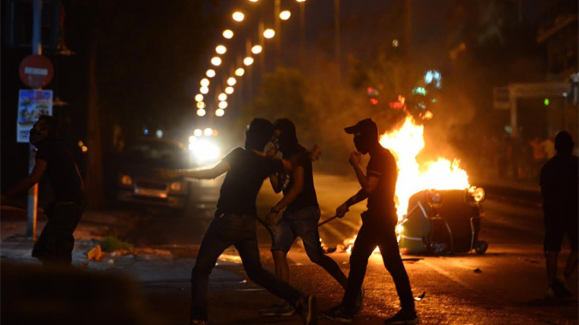 Δύο συλλήψεις και 26 προσαγωγές για τα επεισόδια στο Κερατσίνι 