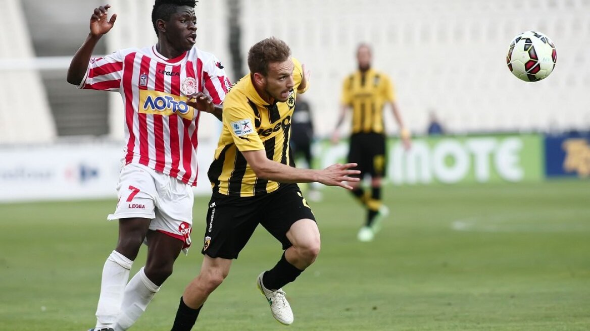 AEK: Κοντά στην επιστροφή ο Μπακάκης