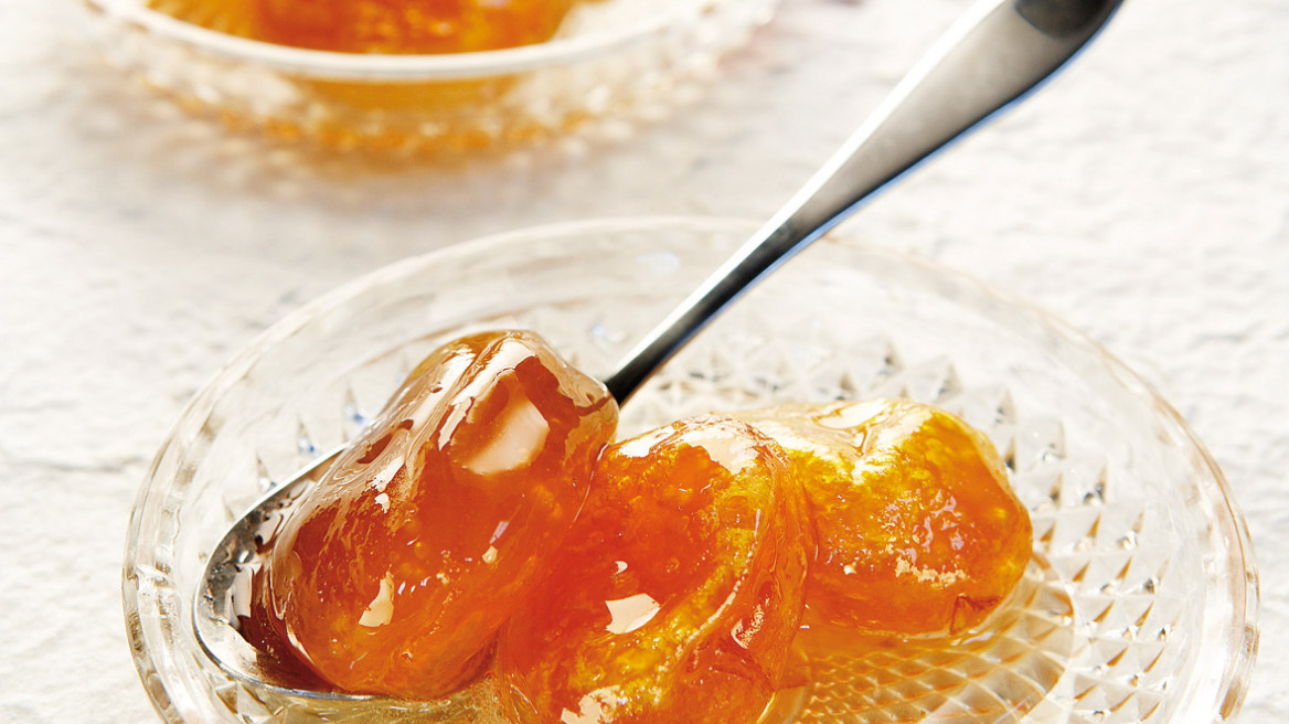 Γλυκό κουταλιού δαμάσκηνο