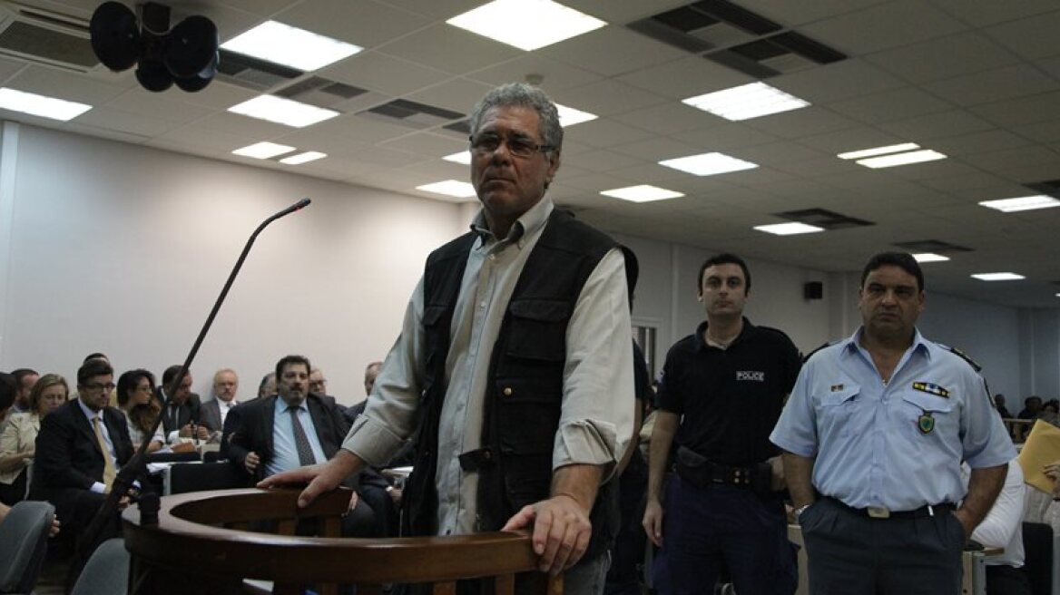 Fyssas' father: Murderer had orders to kill my son because his lyrics bothered Golden Dawn! 