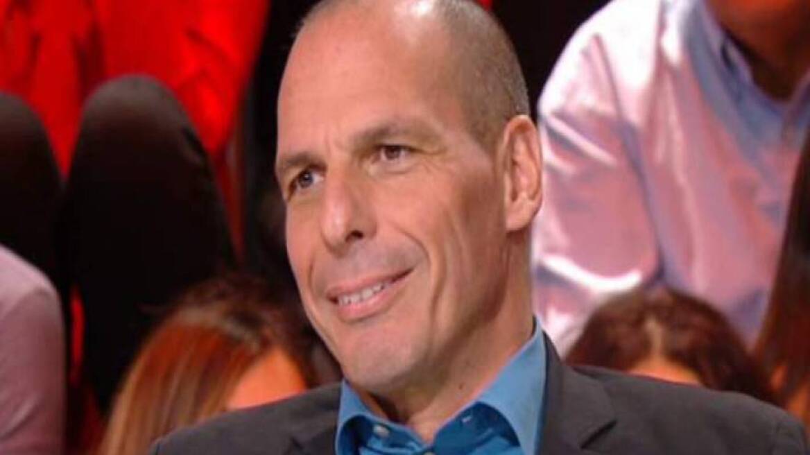 Man calls Varoufakis 'ma..kas' on French TV show (vid)