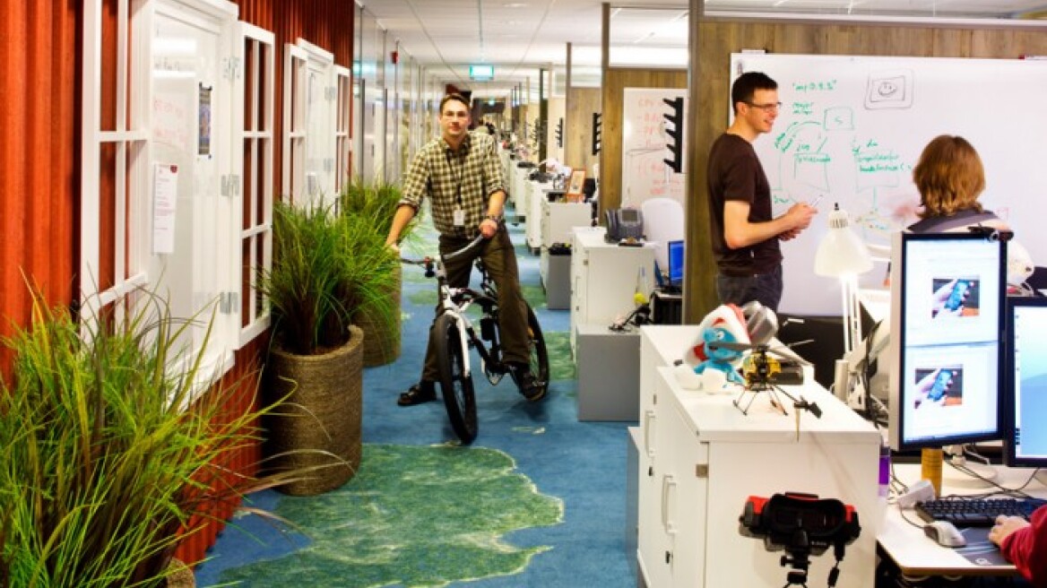 Η Σουηδία υιοθετεί την εργάσιμη ημέρα των έξι ωρών