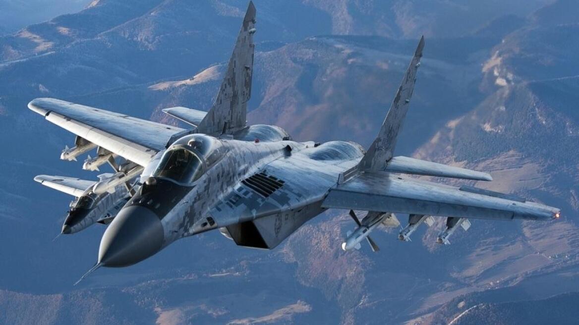 MIG-29 «ενεπλάκη» με τουρκικά F-16 πάνω από τα σύνορα με τη Συρία