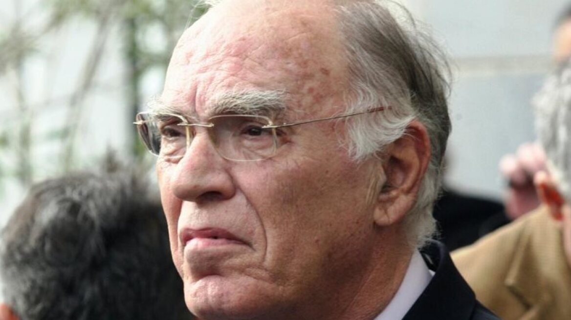 Υποχωρεί ο Λεβέντης: Κάθε δώδεκα και όχι κάθε έξι μήνες η ανανέωση της ΚΟ του 