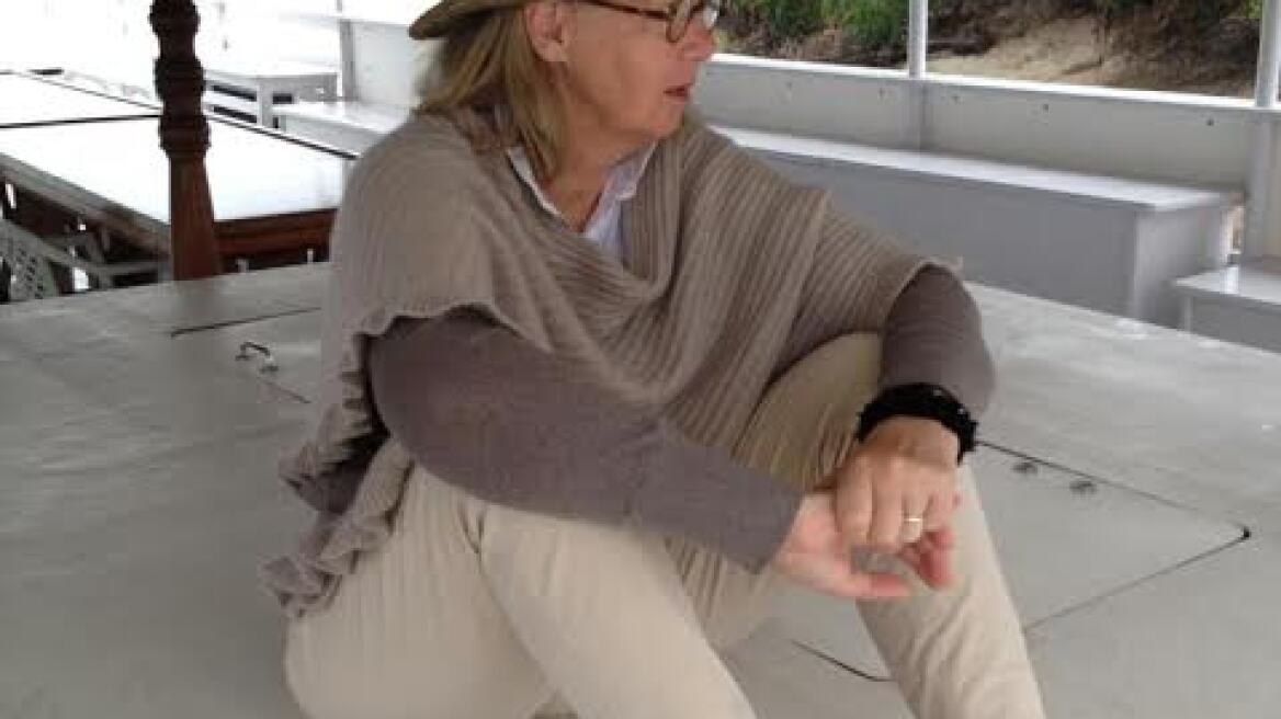 Tragedy! Santorini donkey tramples German tourist to death (pics)