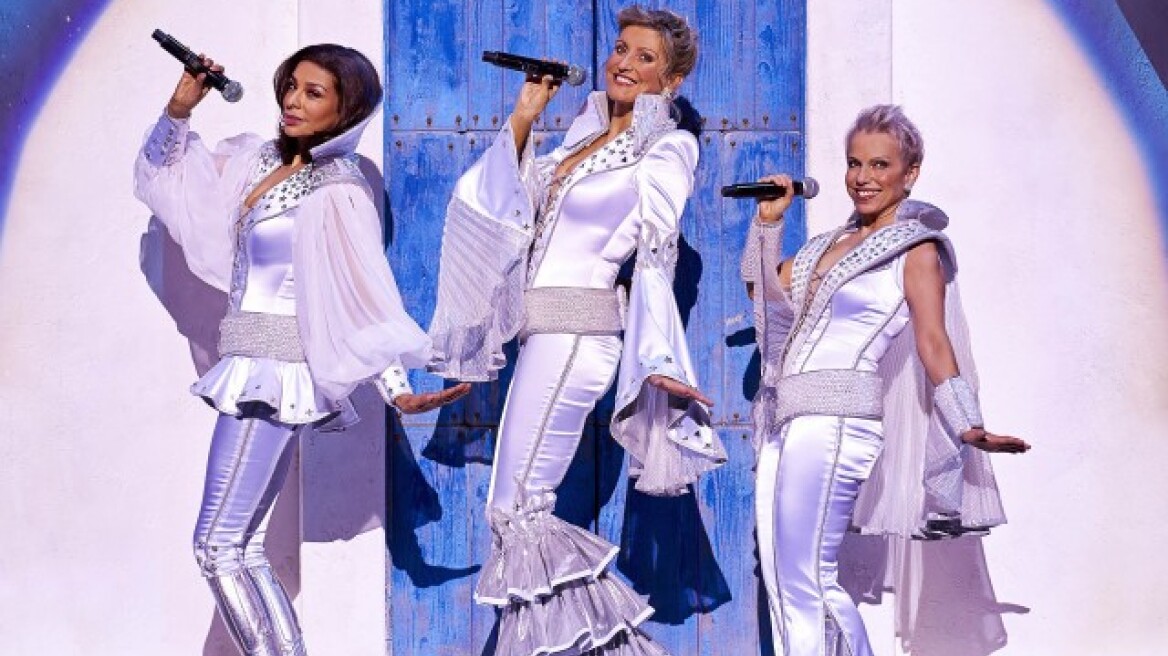 10 χρόνια θέατρο Badminton: Δείτε το πρόγραμμα της νέας σεζόν!