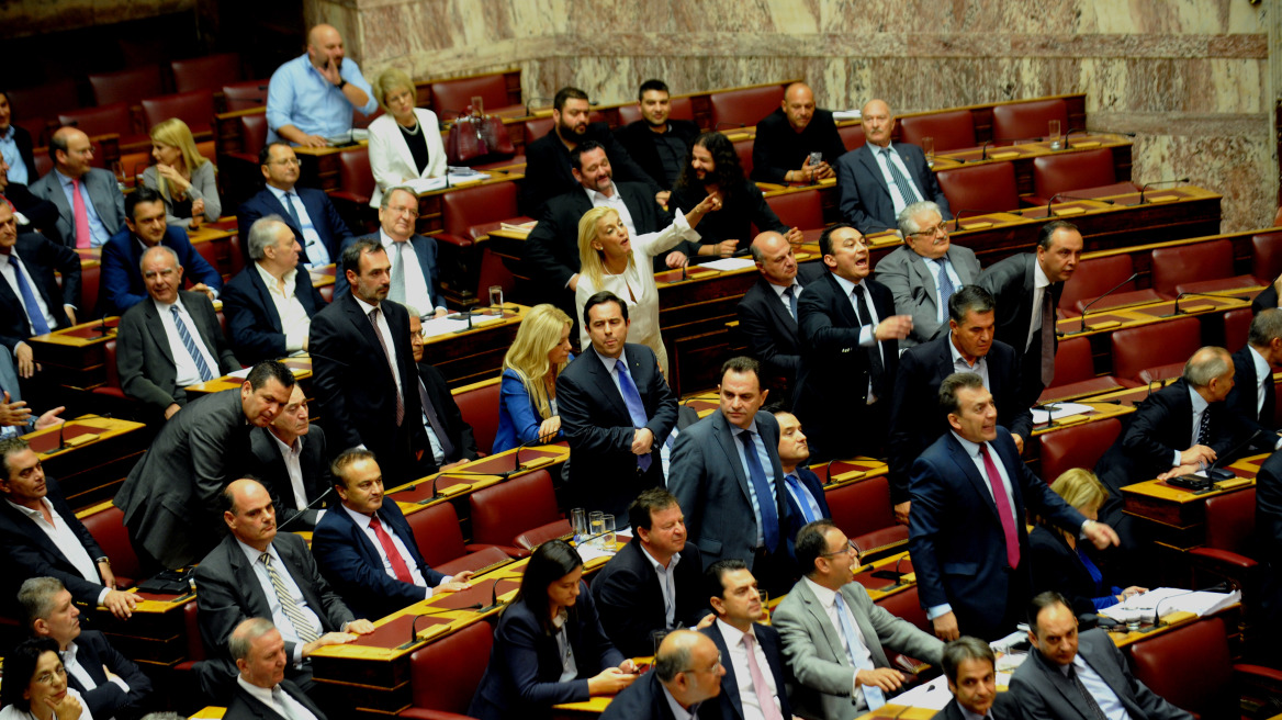 Δυσαρέσκεια από 15 βουλευτές της ΝΔ επειδή λένε ότι δεν θα προλάβουν να μιλήσουν στη Βουλή