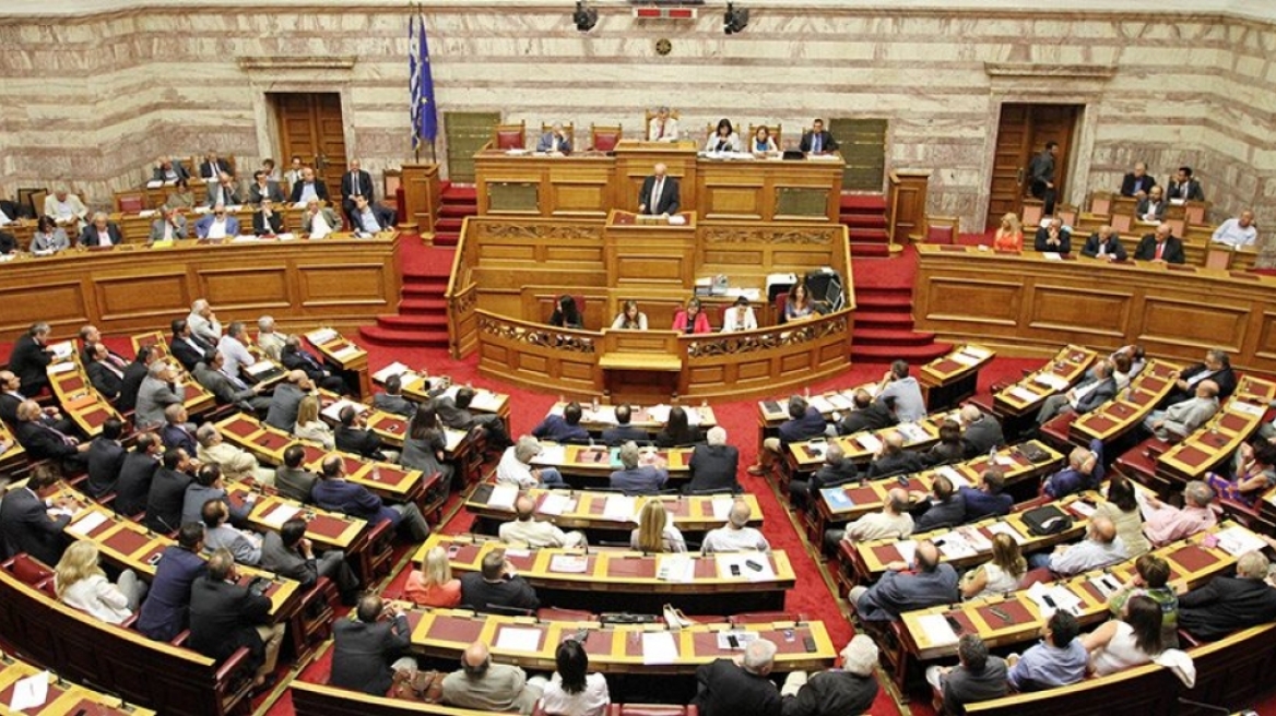 Σήμερα στη Βουλή η πρώτη «μάχη» των πολιτικών αρχηγών μετά τις εκλογές