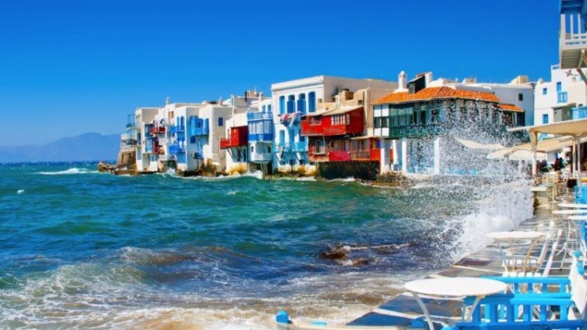 Ο χλιδάτος γάμος των 2.500 ευρώ ανά καλεσμένο στην Ψαρού 