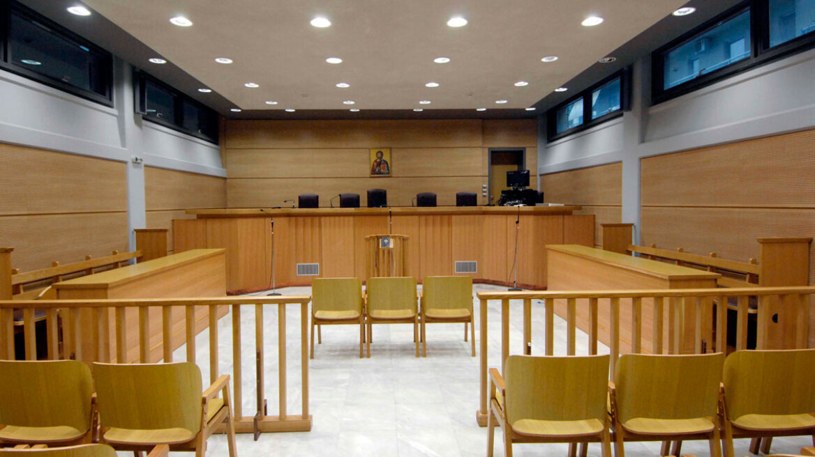 Κύπρος: Δικαστικά «χάδια» για σεξουαλικά αδικήματα