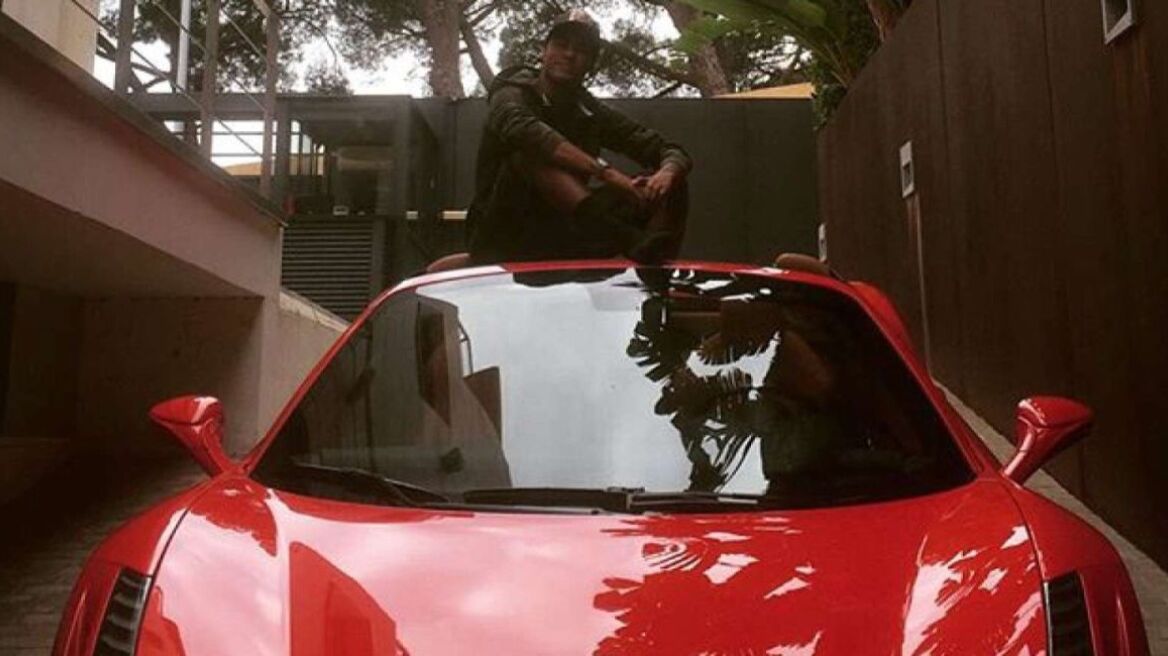 Το νέο αυτοκίνητο του Neymar είναι... καυτό!