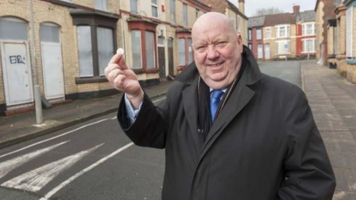 Liverpool mayor offers homes for 1 pound each!