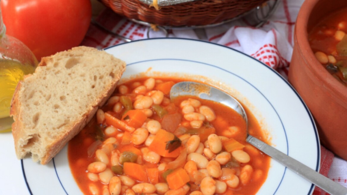 Fasolada (bean soup)