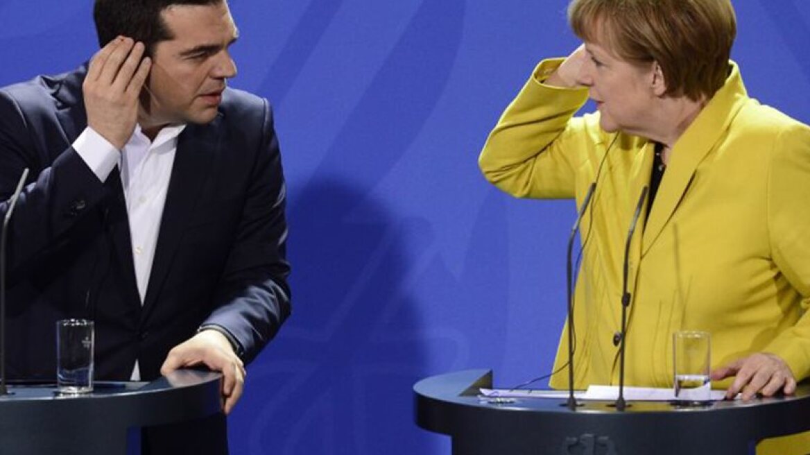 PM Tsipras to speak with Chancellor Merkel at 18.00