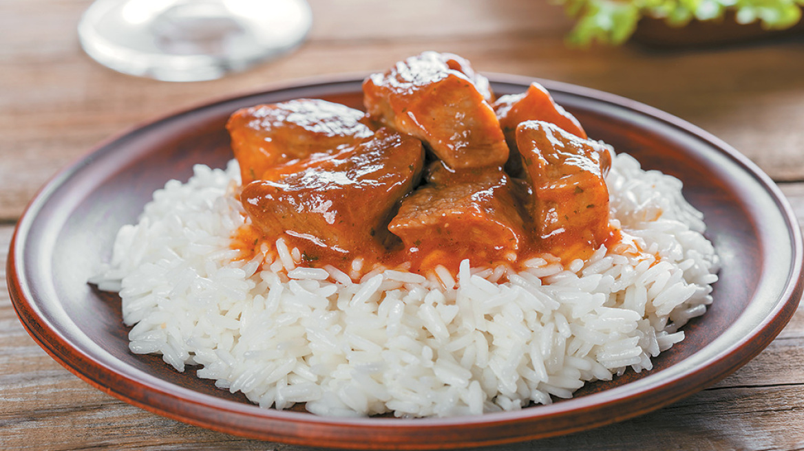 Μοσχαράκι κοκκινιστό