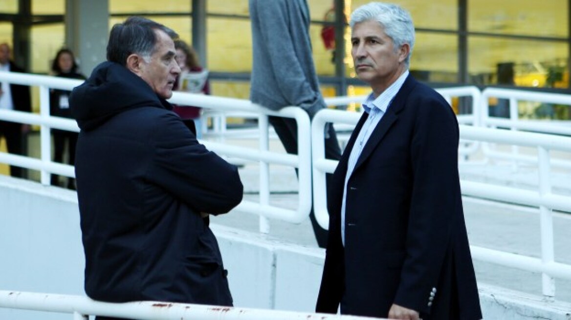 AEK: Στα Σπάτα Μπάγεβιτς-Μανωλάς