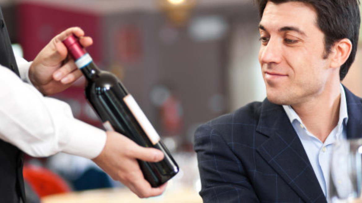 9+1 ερωτήσεις και απαντήσεις γύρω από ένα μπουκάλι κρασί