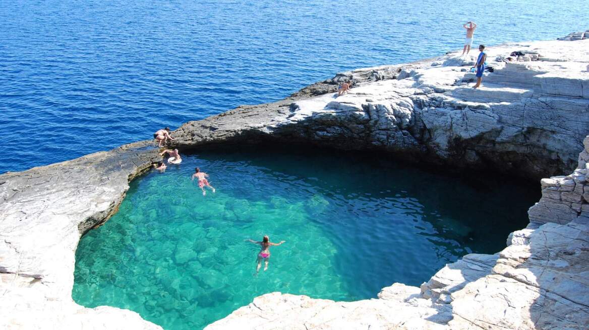 Thomas Cook includes Thassos island to its 2016 destinations (vid)
