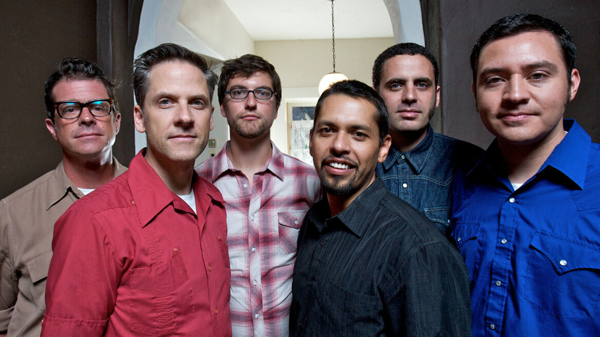 Calexico to perform in Greece