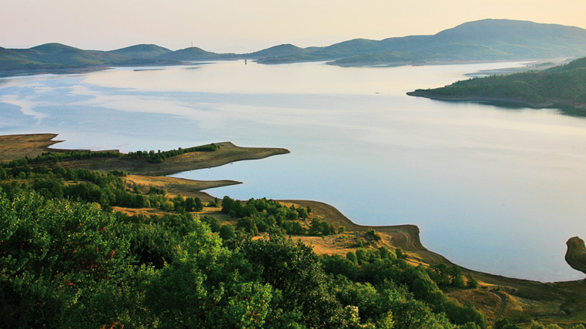 Απόδραση στη λίμνη Πλαστήρα