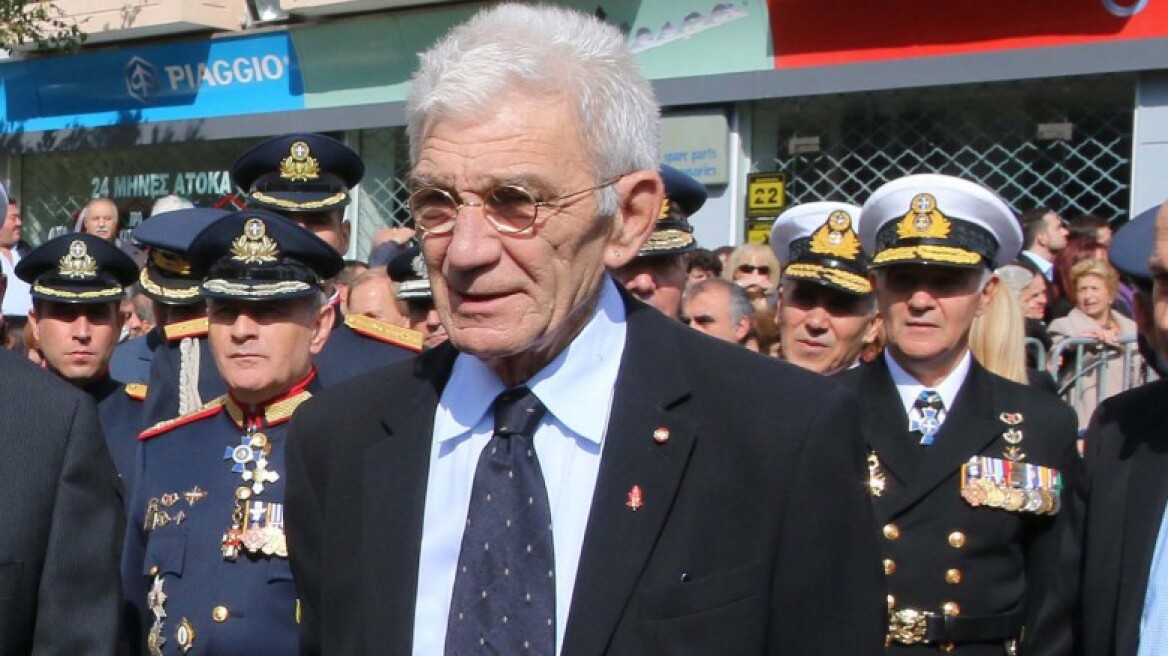 Μπουτάρης για την παρέλαση: Επιτέλους δεν φορούσαν τακούνια!