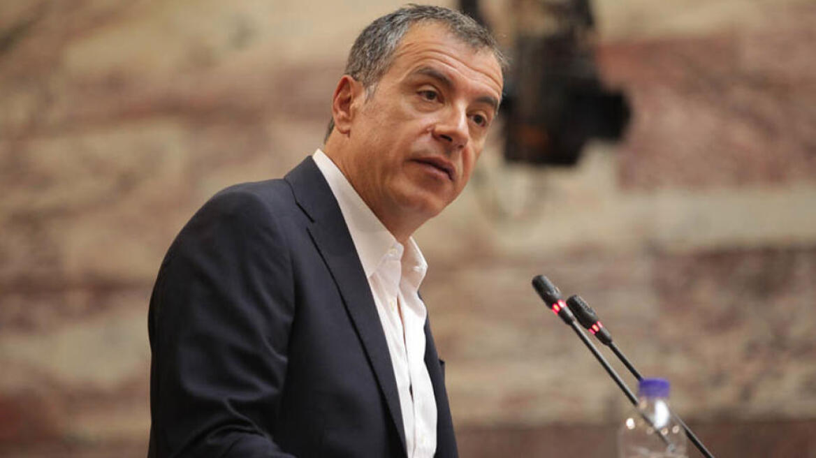 Στη Θεσσαλονίκη για τους εορτασμούς ο Σταύρος Θεοδωράκης