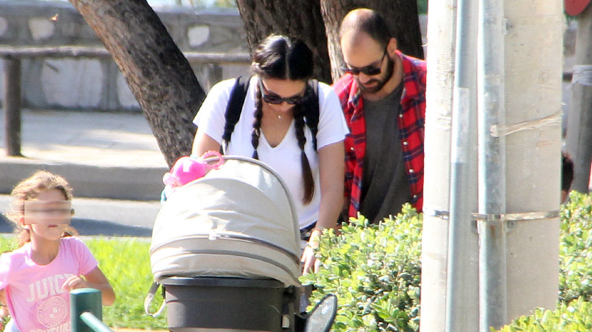 Βασίλης Σπανούλης - Ολυμπία Χοψονίδου: Βόλτα με τα παιδιά