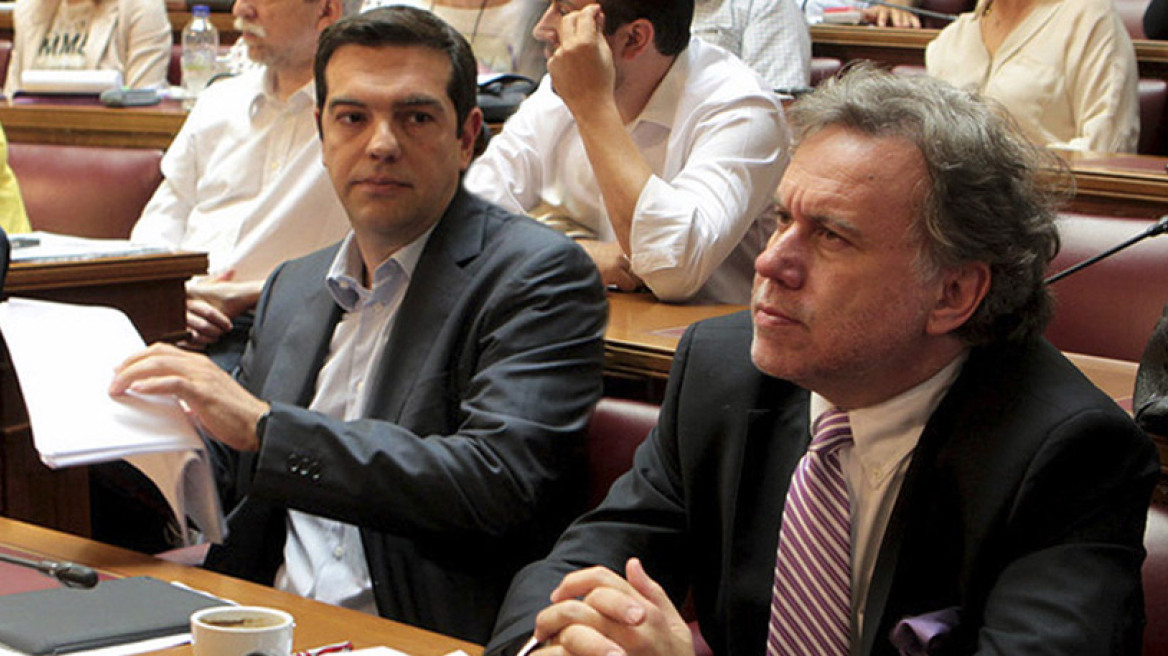 Βασική «εθνική» σύνταξη 384 ευρώ προτείνει ο Κατρούγκαλος