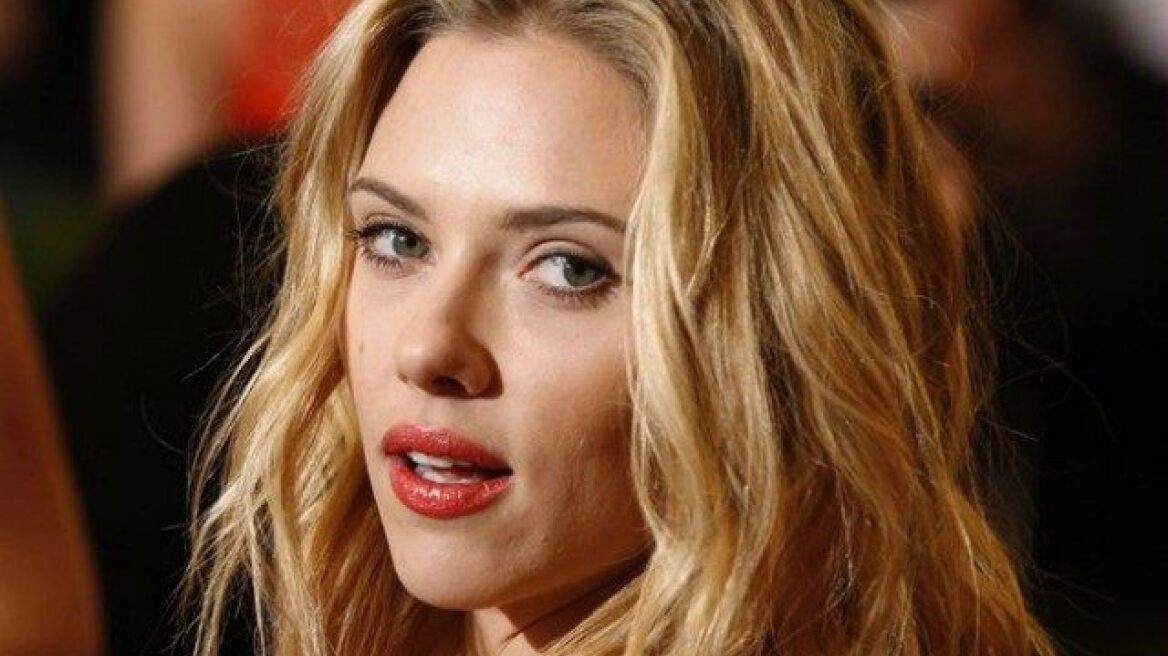 Σκάρλετ Γιόχανσον: Αισθησιακή ακόμα και όταν απαγγέλλει... Βίβλο 