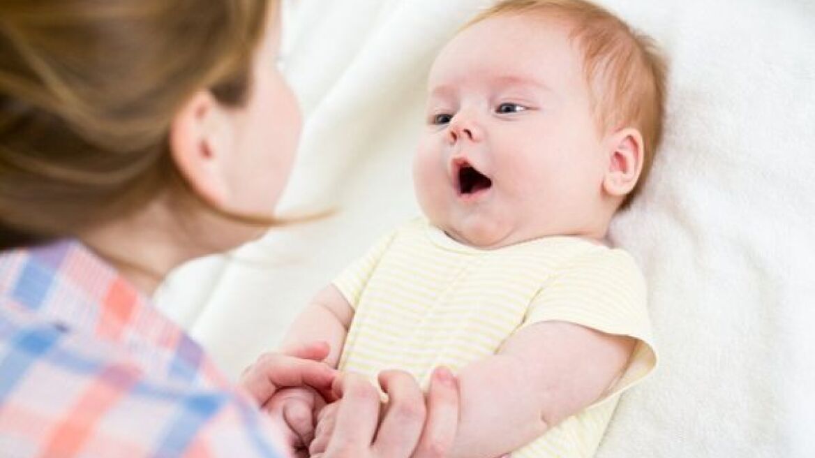 Πότε πρέπει να μιλήσει ένα μωρό;