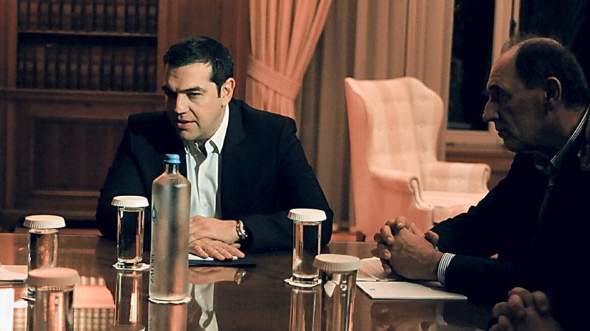 Greek government scrambles to finalize pressing issues for 2-bln-euro tranche