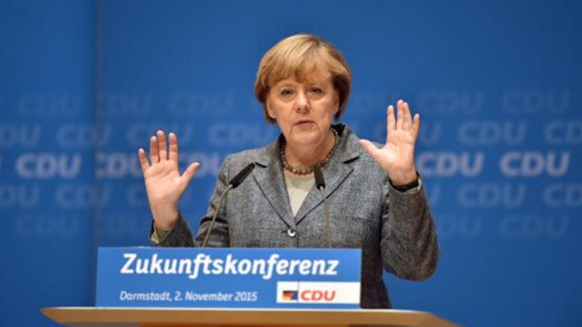 Merkel warns of war if Germany closes its borders