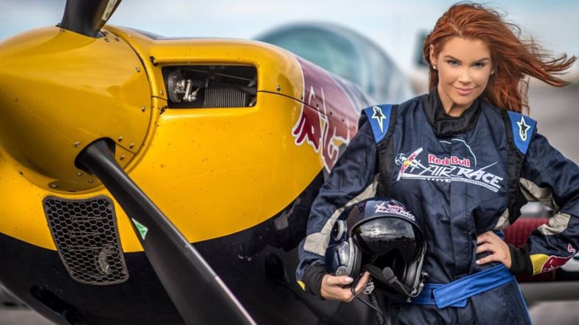 Πετάνε τα σέξι κουνελάκια…