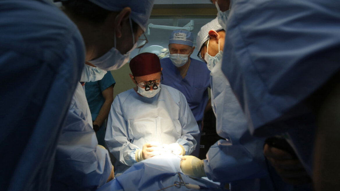 Kολομβιανός πέθανε από σκουλήκι που παρασιτούσε μέσα του και έγινε καρκίνος