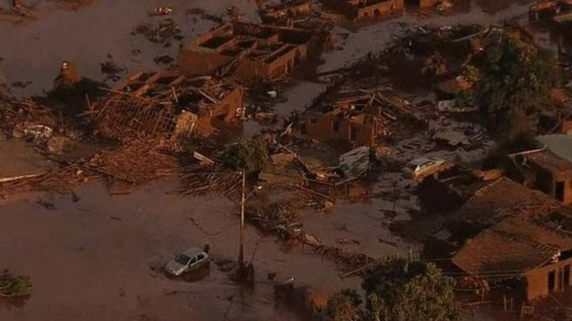 Βίντεο: Τουλάχιστον 17 οι νεκροί από την τεράστια κατολίσθηση στη Βραζιλία